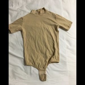 Beige bodysuit Short sleeve M thong